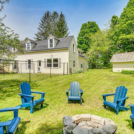 Charming Wilton Vacation Rental With Fire Pit Exterior photo